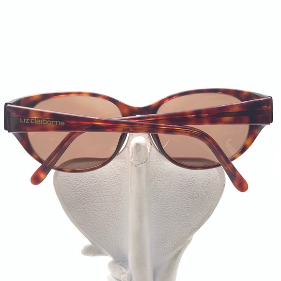 Liz Claiborne Shirley Tortoise Oval Sunglasses Frames - Picture 4 of 6